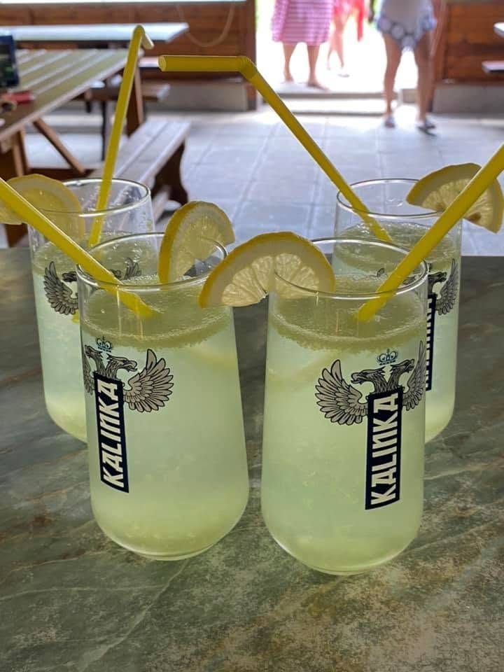 Házi limonádé citrommal, jéghidegen